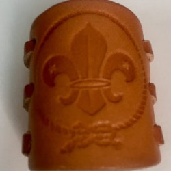 Correnudo de Cuero Dos Costuras FLM